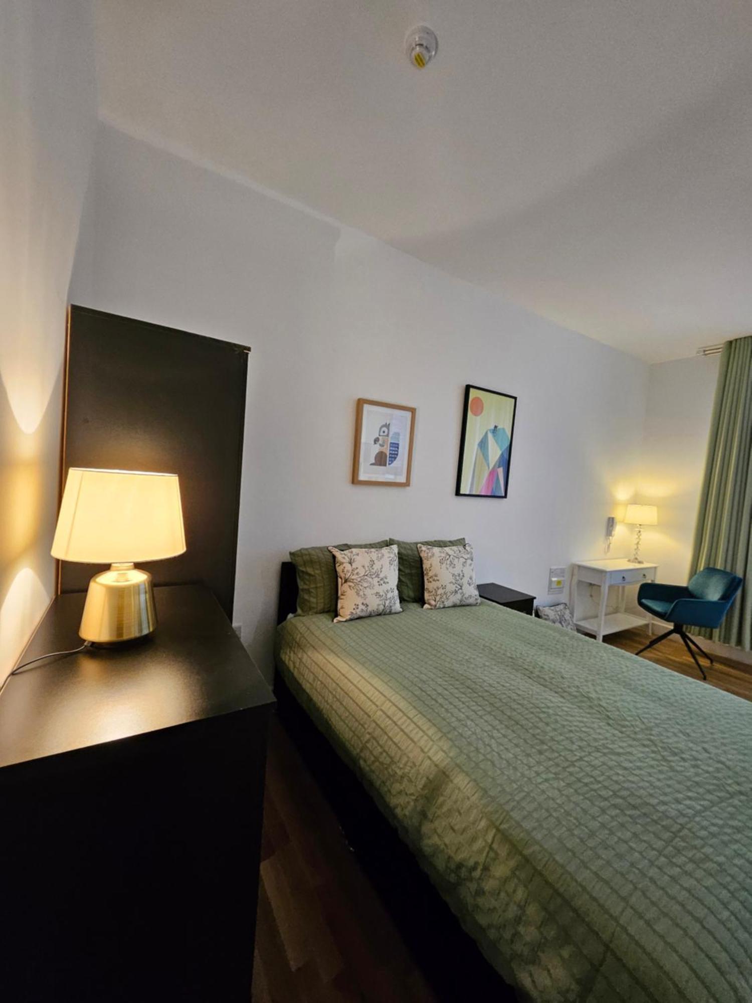 Central Chambers Suites - Suite 1 Leek Εξωτερικό φωτογραφία