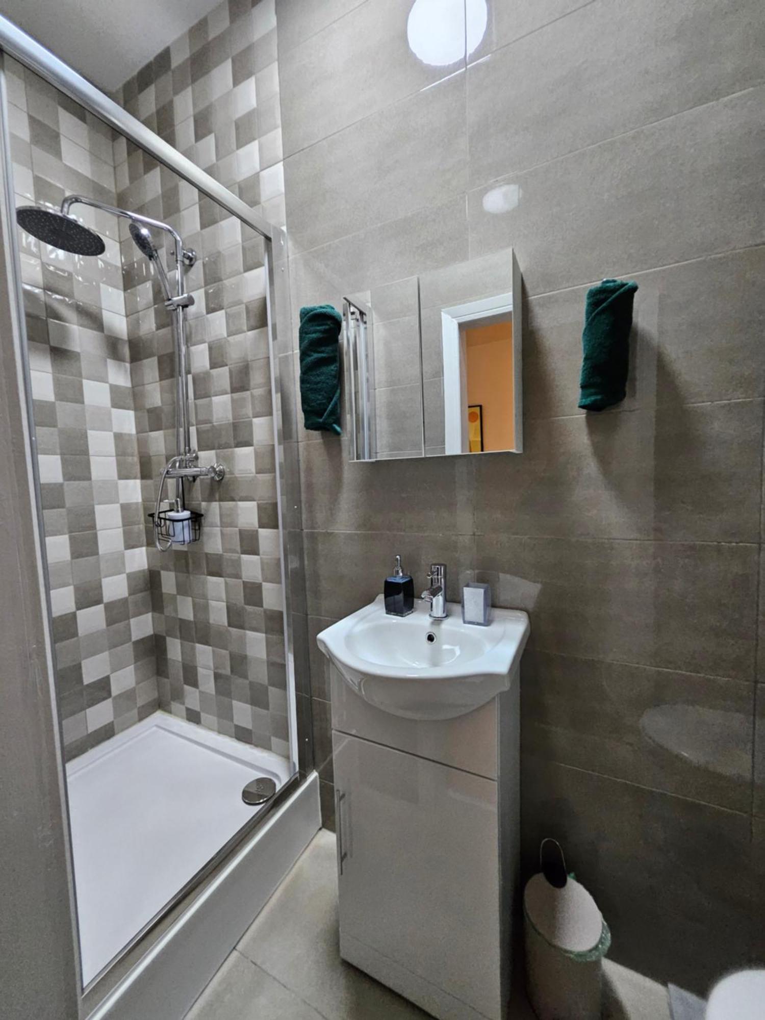 Central Chambers Suites - Suite 1 Leek Εξωτερικό φωτογραφία